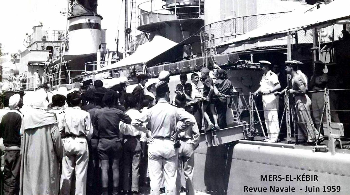 1373- Mers-el-kebir 2 -Revue navale juin 1959.jpg